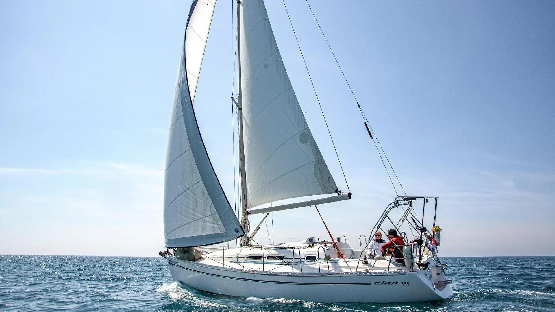 Hotel na wodzie Learn To Sail In Paradise Pula